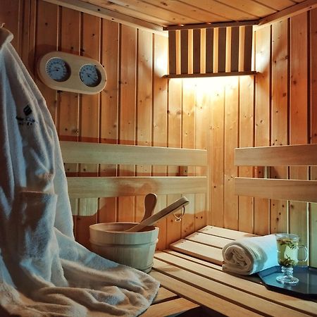 Hotel Dobry Klimat 스클라르스카포렘바 외부 사진