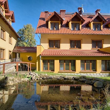 Hotel Dobry Klimat 스클라르스카포렘바 외부 사진