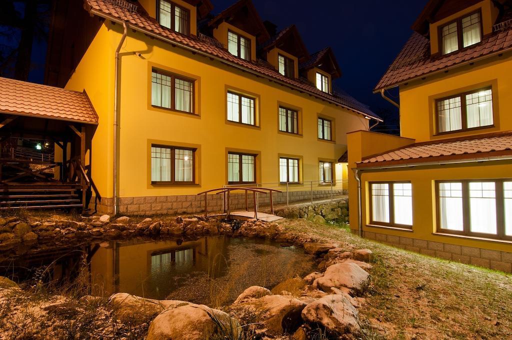 Hotel Dobry Klimat 스클라르스카포렘바 외부 사진
