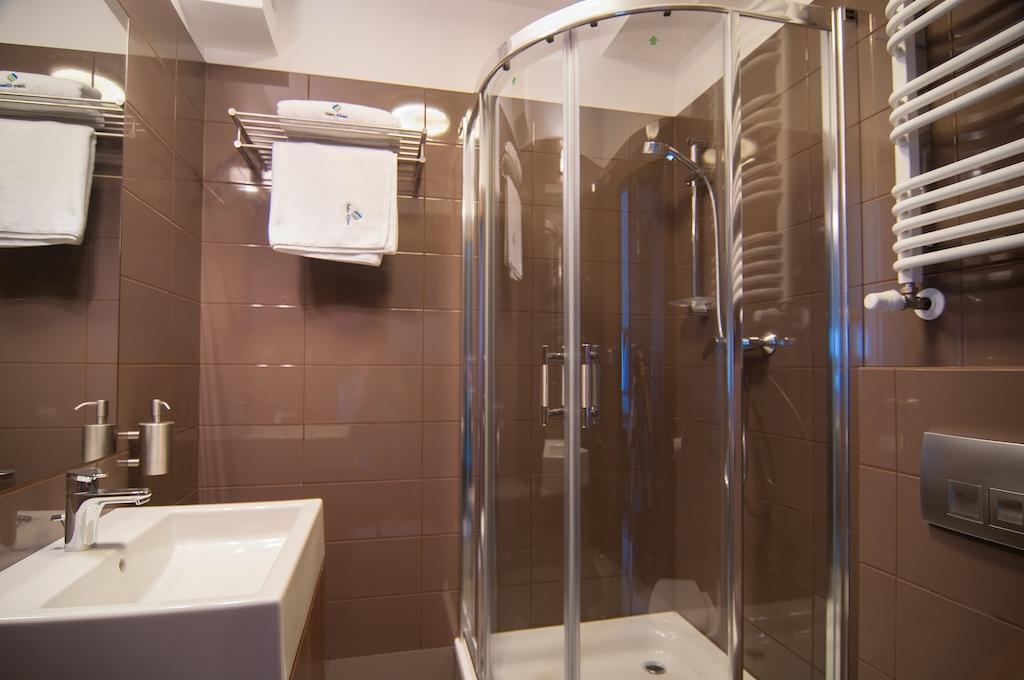 Hotel Dobry Klimat 스클라르스카포렘바 외부 사진